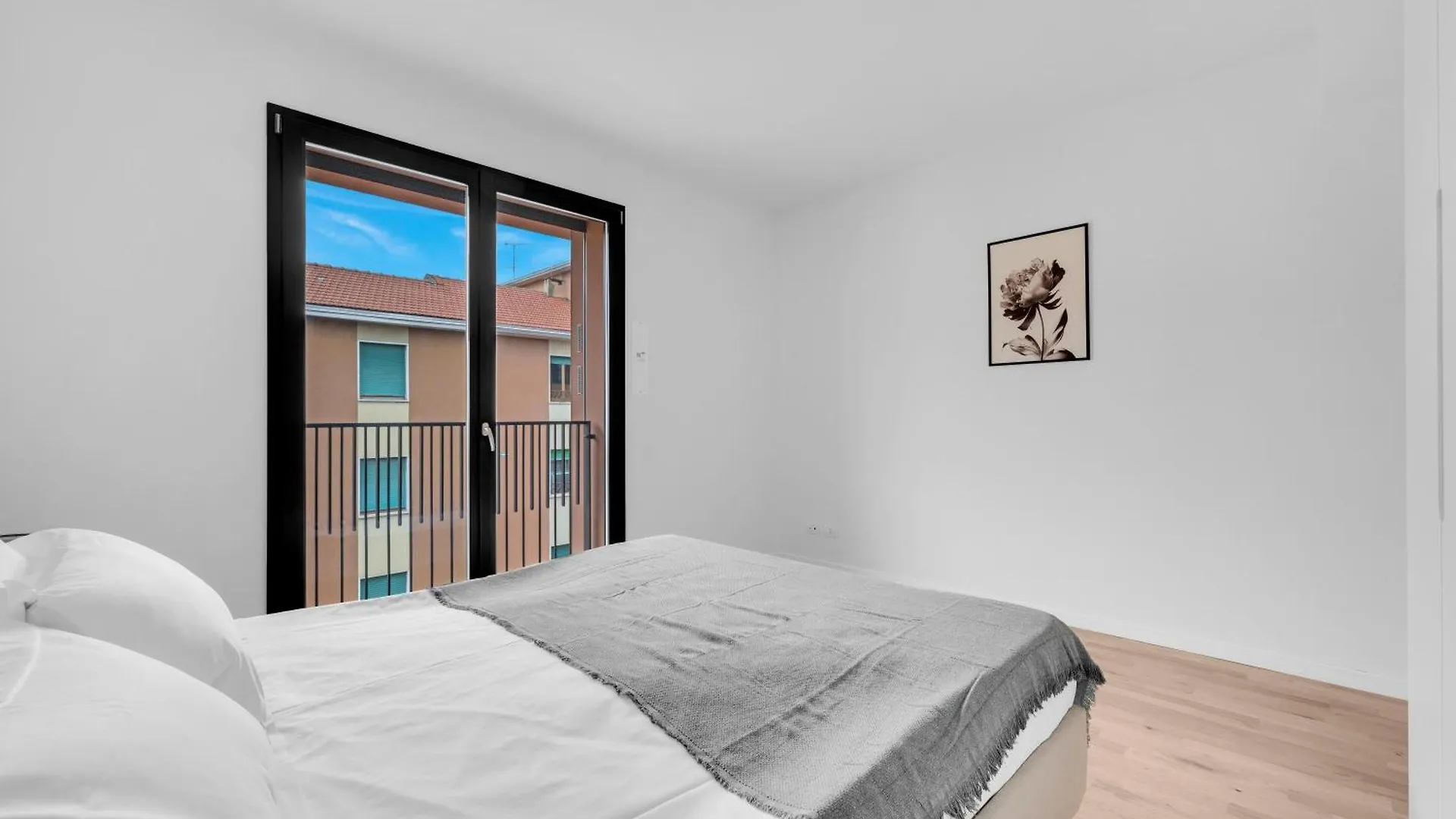 Cefalonia Garden With Terrace & Garage By Ndp Rent Milan